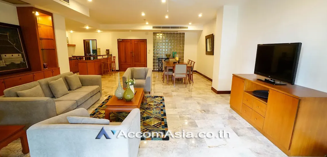 unit 3 Bedrooms  Apartment For Rent in Sukhumvit, Bangkok  near BTS Phrom Phong (AA11521)