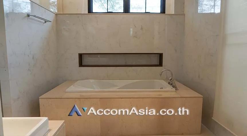 8  3 br House For Rent in Sukhumvit ,Bangkok BTS Thong Lo at Peaceful Living AA11532