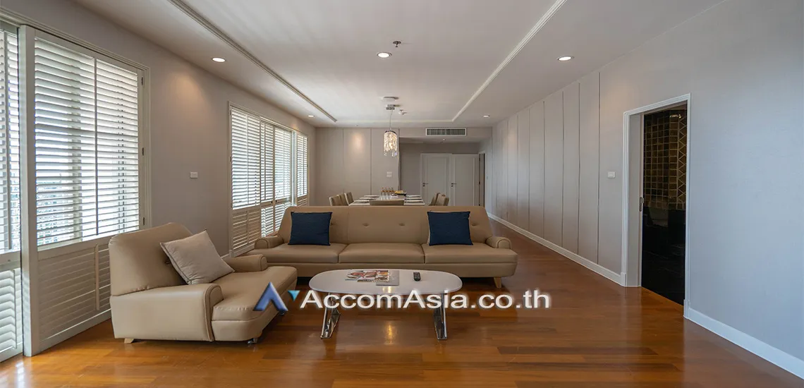 unitPenthouse |  4 Bedrooms  Apartment For Rent in Ploenchit, Bangkok  near BTS Ploenchit (AA11550)