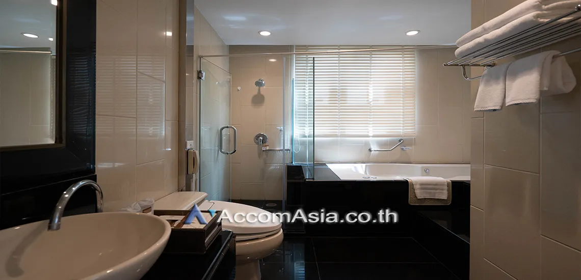 6  4 br Apartment for rent and sale in Ploenchit ,Bangkok BTS Ploenchit at Luxurious Place in Luxury Life AA11550