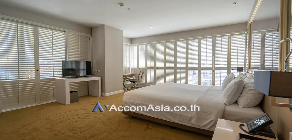 12  4 br Apartment for rent and sale in Ploenchit ,Bangkok BTS Ploenchit at Luxurious Place in Luxury Life AA11550