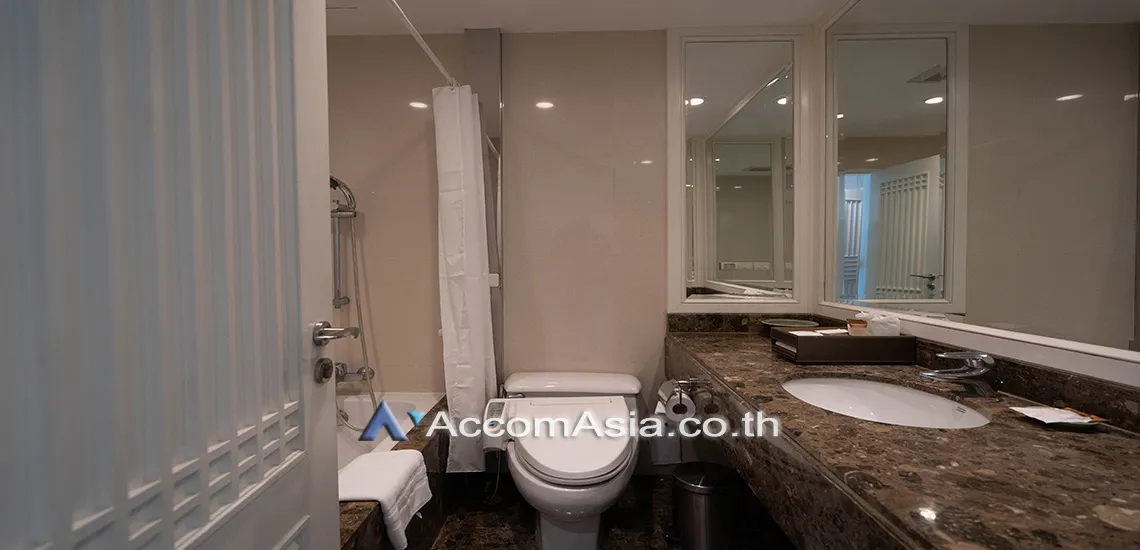 7  4 br Apartment for rent and sale in Ploenchit ,Bangkok BTS Ploenchit at Luxurious Place in Luxury Life AA11550