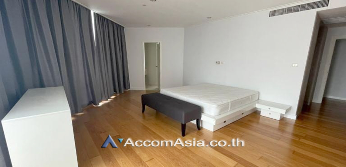 8  4 br Condominium For Rent in Ploenchit ,Bangkok MRT Sam Yan - BTS Sala Daeng at Chamchuri Square Residence AA11560