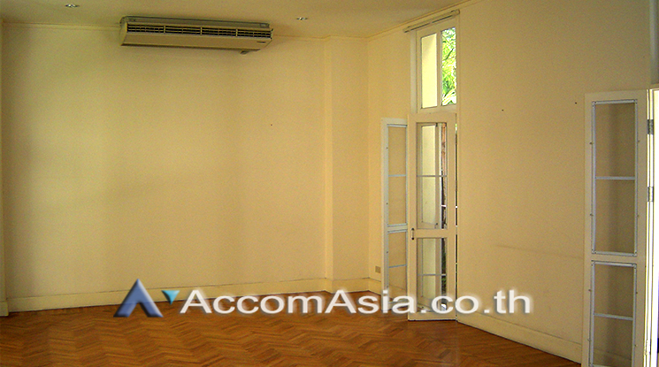  1  5 br House for rent and sale in Sukhumvit ,Bangkok BTS Thong Lo 60053