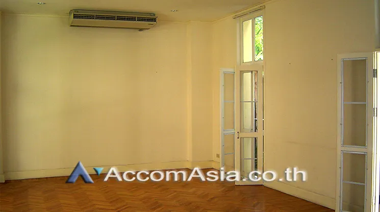  1  5 br House for rent and sale in Sukhumvit ,Bangkok BTS Thong Lo 60053