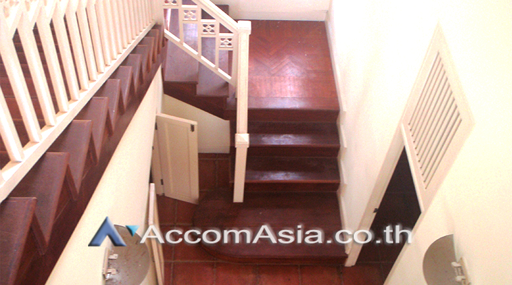 8  5 br House for rent and sale in Sukhumvit ,Bangkok BTS Thong Lo 60053