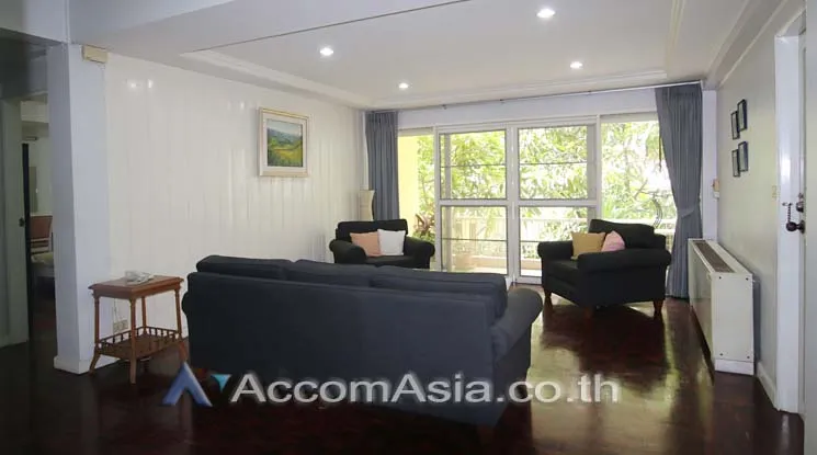 unit 3 Bedrooms  Apartment For Rent in Sukhumvit, Bangkok  near BTS Phrom Phong (AA11603)