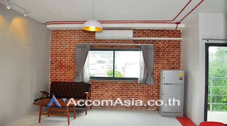  2  1 br Apartment For Rent in Sukhumvit ,Bangkok BTS Ekkamai at Modern Interiors AA11611