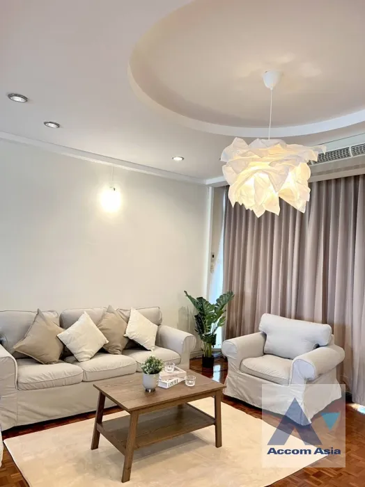  2  3 br Apartment For Rent in Sukhumvit ,Bangkok MRT Phetchaburi - BTS Phrom Phong at Classic Residence AA11662