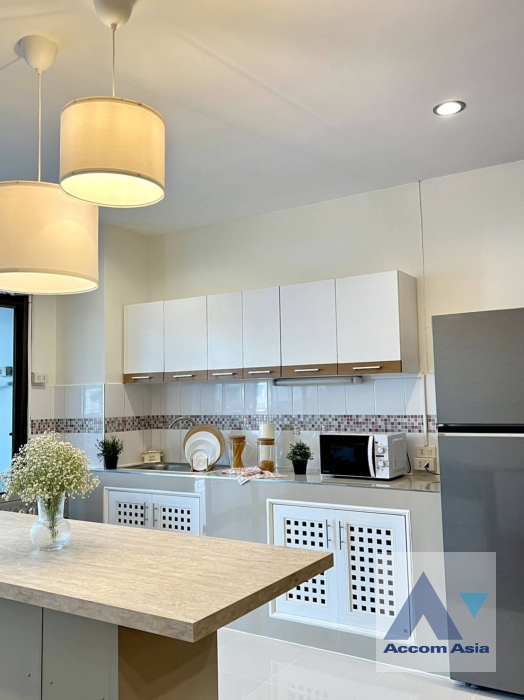 7  3 br Apartment For Rent in Sukhumvit ,Bangkok MRT Phetchaburi - BTS Phrom Phong at Classic Residence AA11662