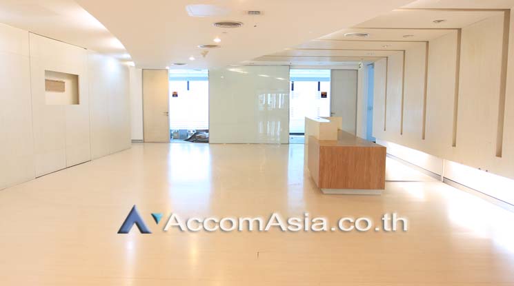  2  Office Space for rent and sale in Ratchadaphisek ,Bangkok ARL Ramkhamhaeng at Charn Issara Tower 2 AA11691