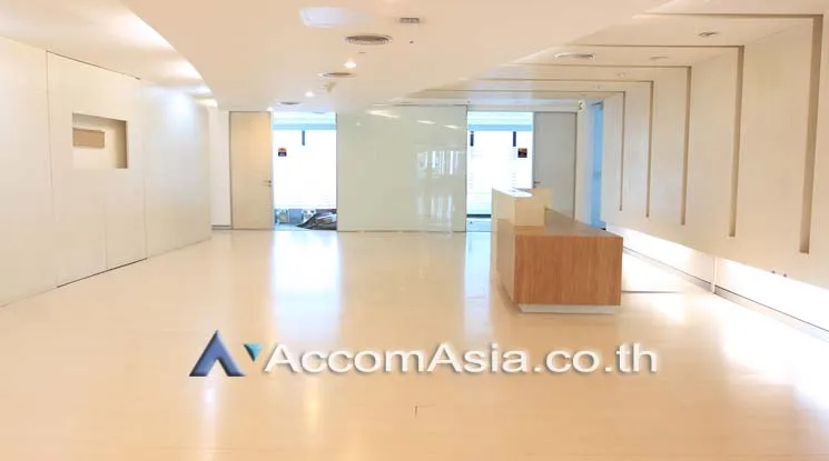 unitCenter Air |  Office space For Rent & Sale in Ratchadaphisek, Bangkok  near ARL Ramkhamhaeng (AA11691)