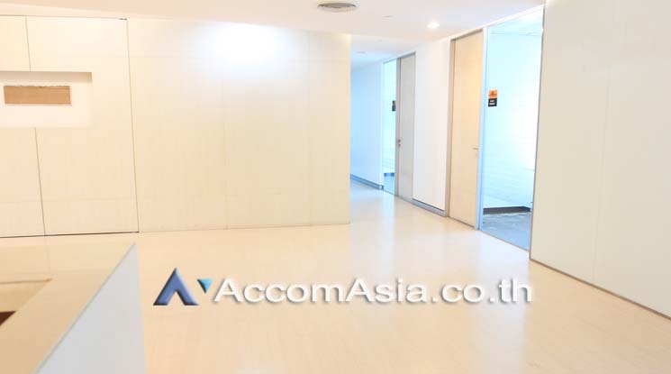  1  Office Space for rent and sale in Ratchadaphisek ,Bangkok ARL Ramkhamhaeng at Charn Issara Tower 2 AA11691