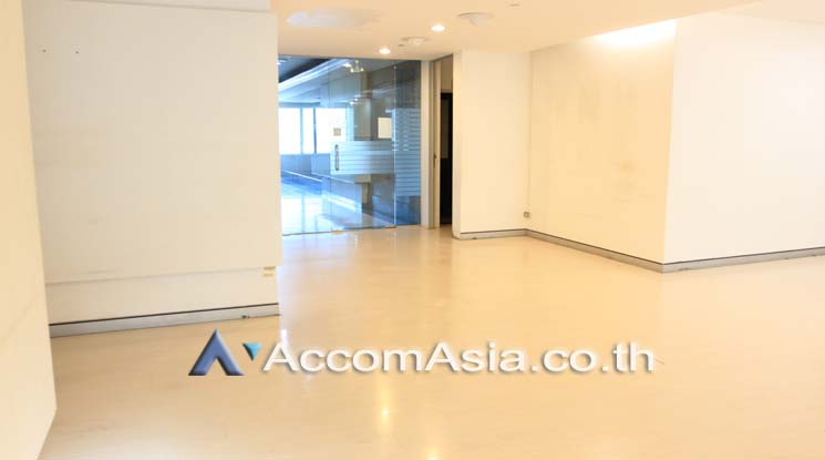 4  Office Space for rent and sale in Ratchadaphisek ,Bangkok ARL Ramkhamhaeng at Charn Issara Tower 2 AA11691