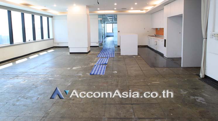 8  Office Space for rent and sale in Ratchadaphisek ,Bangkok ARL Ramkhamhaeng at Charn Issara Tower 2 AA11691