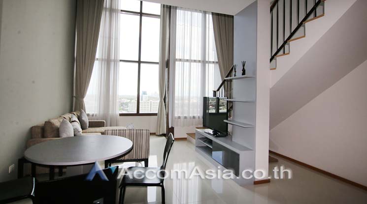 2  1 br Condominium For Rent in Sukhumvit ,Bangkok BTS Phrom Phong at The Emporio Place AA11710