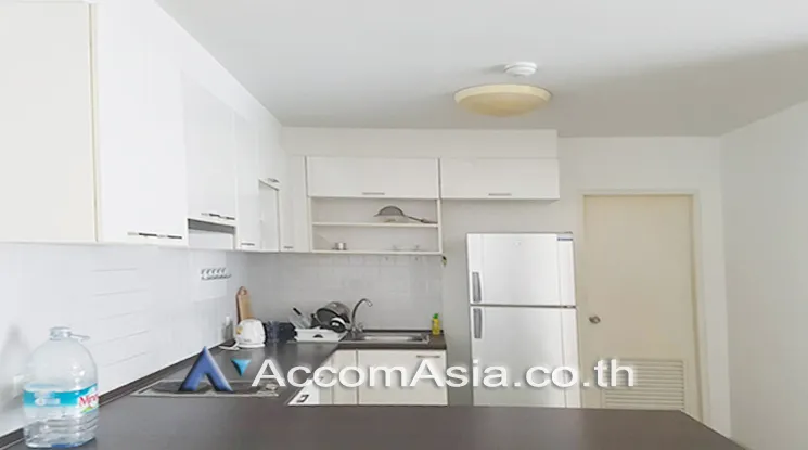 unit 2 Bedrooms  Condominium For Sale in Sathorn, Bangkok  near MRT Khlong Toei (AA11713)
