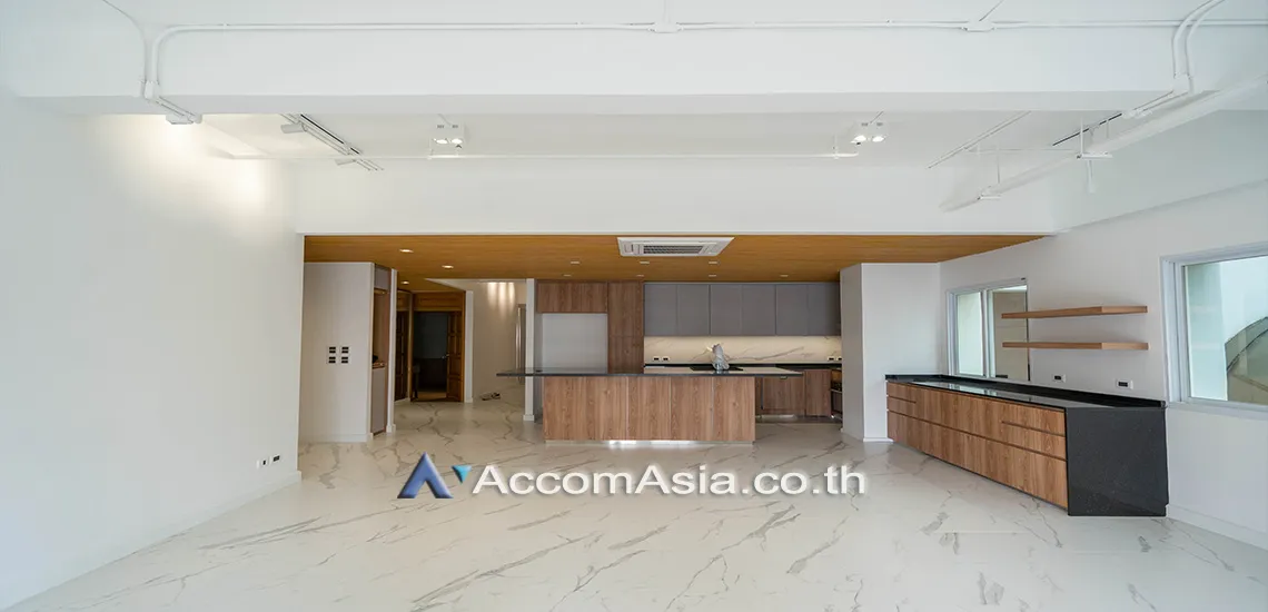  33 Tower Condominium  3 Bedroom for Rent BTS Phrom Phong in Sukhumvit Bangkok