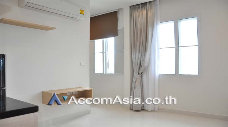  2  Studio Apartment For Rent in Sukhumvit ,Bangkok BTS Thong Lo at Low rise Building AA11776