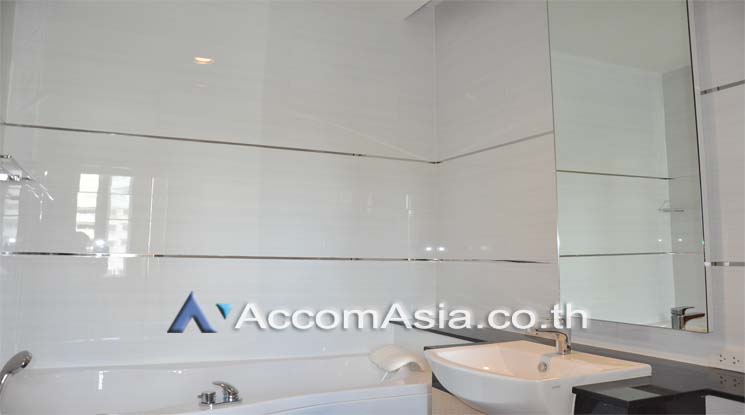6  Studio Apartment For Rent in Sukhumvit ,Bangkok BTS Thong Lo at Low rise Building AA11776