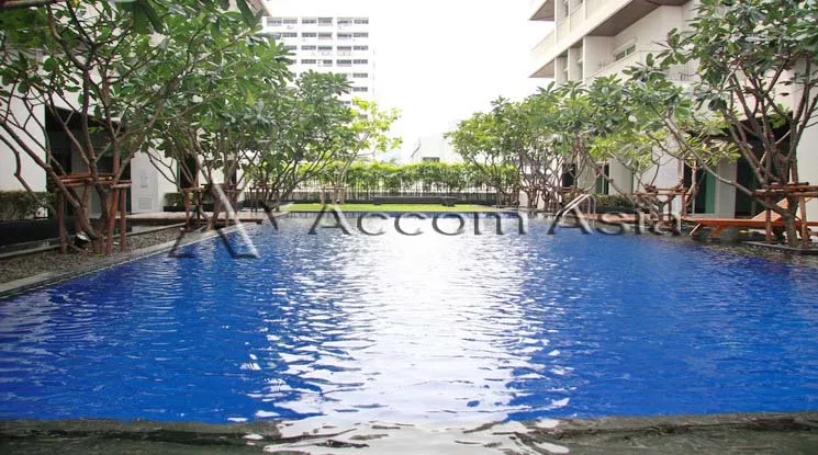 Noble Ora Condominium  2 Bedroom for Sale BTS Thong Lo in Sukhumvit Bangkok