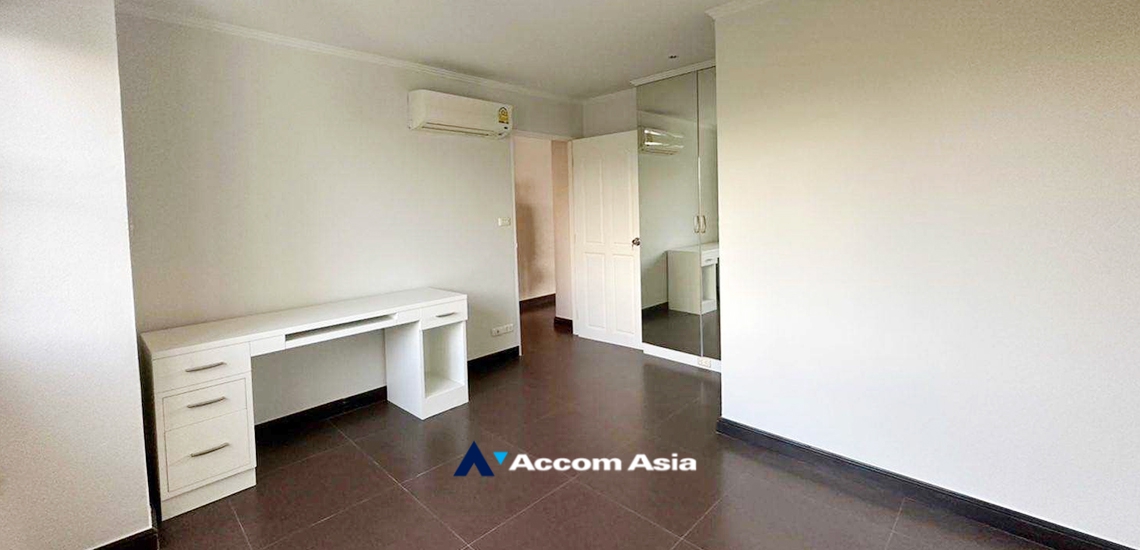 12  3 br Condominium for rent and sale in Sukhumvit ,Bangkok MRT Phetchaburi at Kiarti Thanee City Mansion AA11801