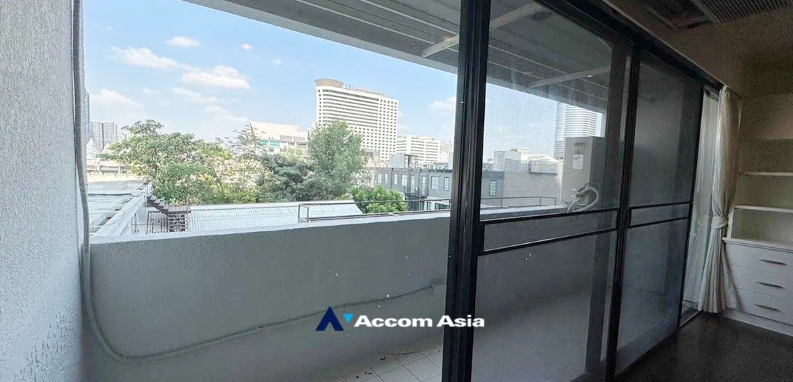 15  3 br Condominium For Rent in Sukhumvit ,Bangkok MRT Phetchaburi at Kiarti Thanee City Mansion AA11801