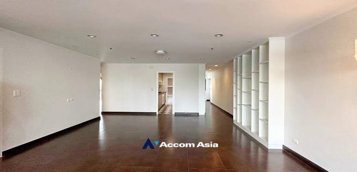 unitPet friendly |  3 Bedrooms  Condominium For Rent & Sale in Sukhumvit, Bangkok  near MRT Phetchaburi (AA11801)