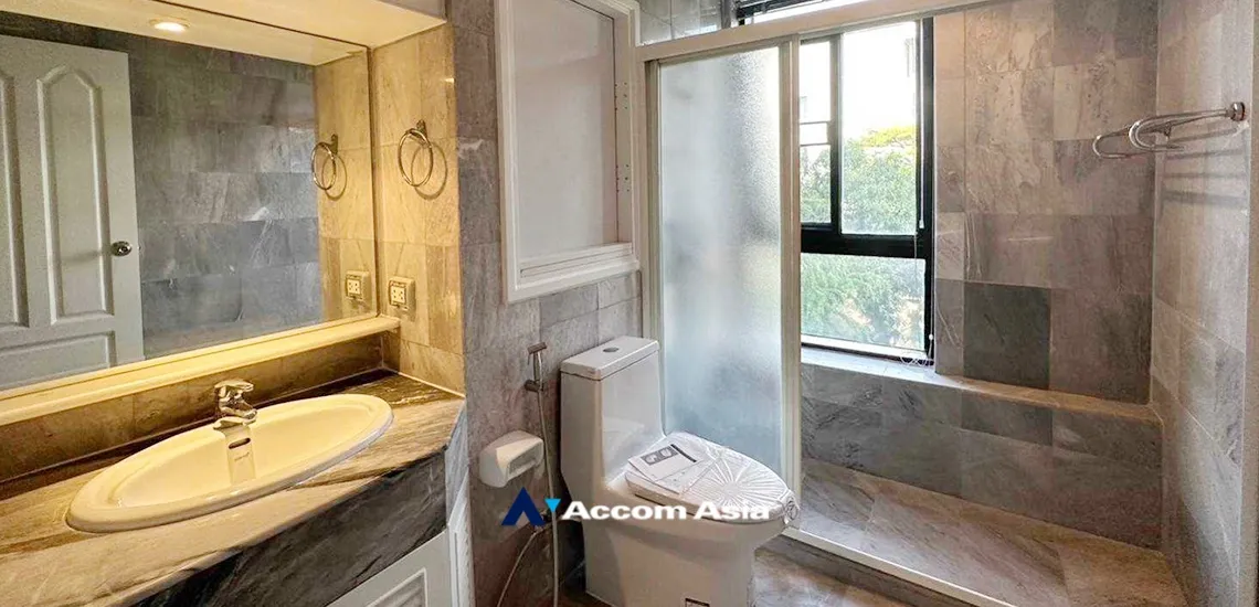 13  3 br Condominium For Rent in Sukhumvit ,Bangkok MRT Phetchaburi at Kiarti Thanee City Mansion AA11801