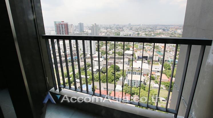  2  1 br Condominium For Rent in Sukhumvit ,Bangkok BTS Phra khanong at Rhythm Sukhumvit 44/1   AA11858