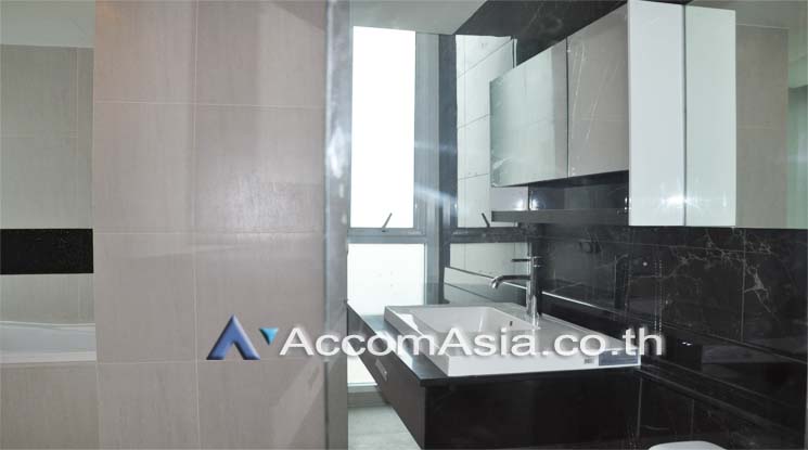 11  2 br Condominium For Rent in Sukhumvit ,Bangkok BTS Ekkamai at Tree Condo Ekamai AA11934