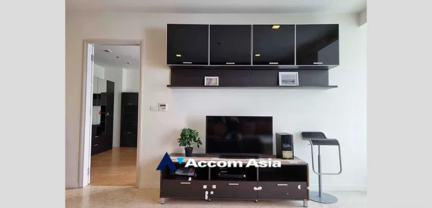 unit 1 Bedroom  Condominium For Rent in Sukhumvit, Bangkok  near BTS Ekkamai (AA11945)