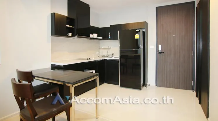 unit 1 Bedroom  Condominium For Rent in Sukhumvit, Bangkok  near BTS Phra khanong (AA11959)