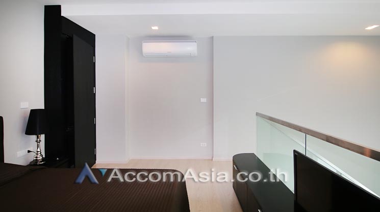 6  1 br Condominium For Rent in Sukhumvit ,Bangkok BTS Phra khanong at Rhythm Sukhumvit 44/1   AA11959