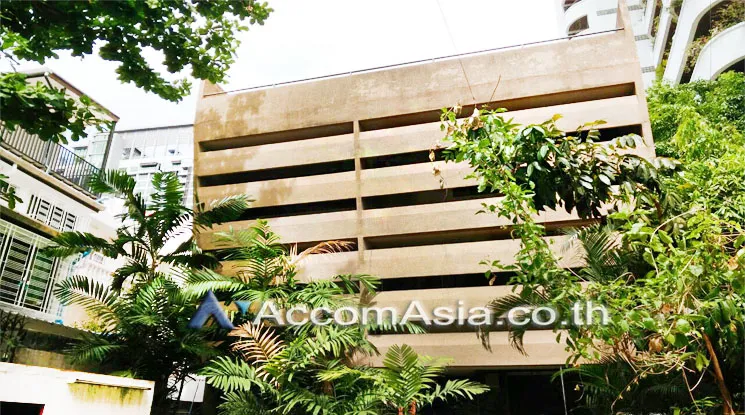  2  House For Rent in Sukhumvit ,Bangkok BTS Phrom Phong AA12177
