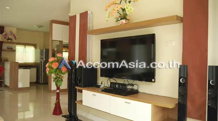 unit 3 Bedrooms  House For Rent in ,   (AA12247)