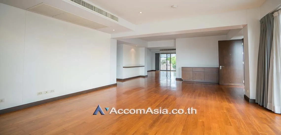 unitPet friendly |  3 Bedrooms  Apartment For Rent in Ploenchit, Bangkok  near MRT Lumphini - BTS Ploenchit (AA12271)