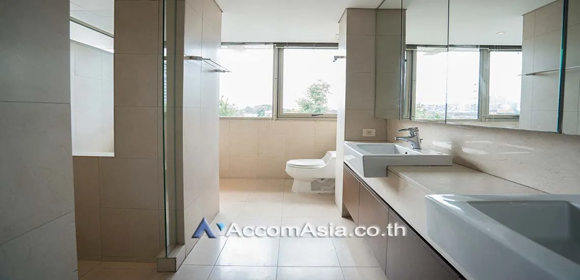 8  3 br Apartment For Rent in Ploenchit ,Bangkok MRT Lumphini - BTS Ploenchit at Modern Retro - 2 Units / floor AA12271