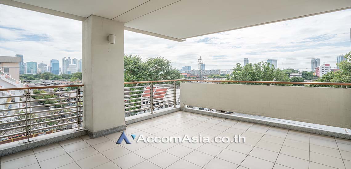 10  3 br Apartment For Rent in Ploenchit ,Bangkok MRT Lumphini - BTS Ploenchit at Modern Retro - 2 Units / floor AA12271