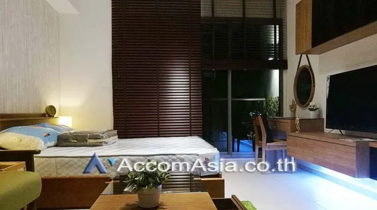 unit 1 Bedroom  Condominium For Sale in Sukhumvit, Bangkok  near BTS Ekkamai (AA12462)