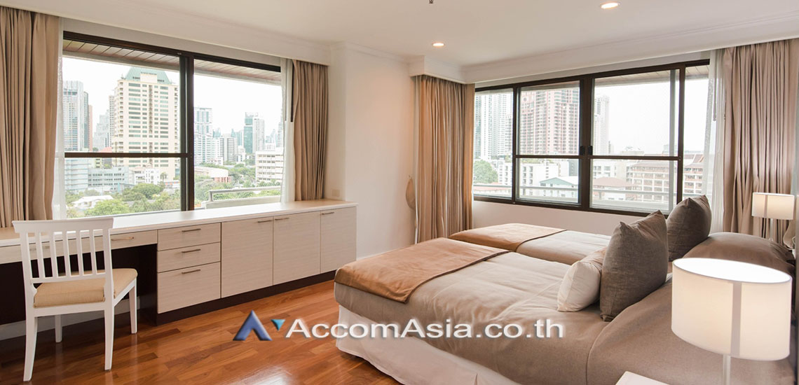 12  3 br Apartment For Rent in Sukhumvit ,Bangkok MRT Sukhumvit - BTS Asok at Warm Family Atmosphere AA12475