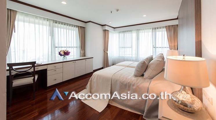  1  3 br Apartment For Rent in Sukhumvit ,Bangkok MRT Sukhumvit - BTS Asok at Warm Family Atmosphere AA12476