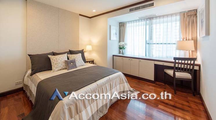 6  3 br Apartment For Rent in Sukhumvit ,Bangkok MRT Sukhumvit - BTS Asok at Warm Family Atmosphere AA12476