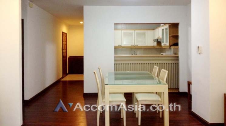  1  2 br Apartment For Rent in Ploenchit ,Bangkok BTS Ratchadamri at Easily walk to Ratchadamri BTS AA12502