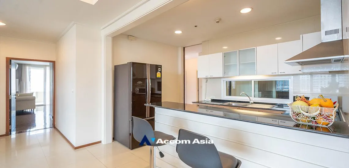 unitBig Balcony, Pet friendly |  3 Bedrooms  Apartment For Rent in Sukhumvit, Bangkok  near BTS Phrom Phong (AA12539)