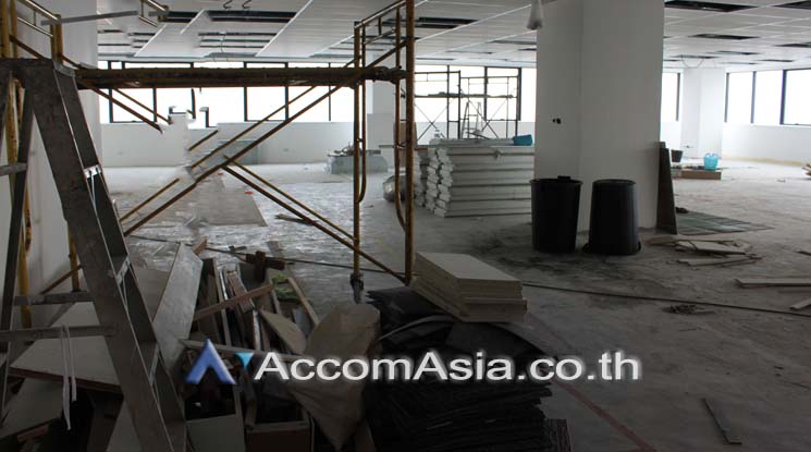 6  Office Space For Rent in Ratchadaphisek ,Bangkok MRT Phetchaburi at Italthai tower AA12591