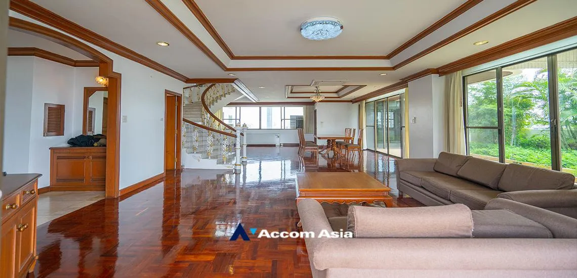 unitHuge Terrace, Duplex Condo, Penthouse, Pet friendly |  4 Bedrooms  Apartment For Rent in Sukhumvit, Bangkok  near BTS Phrom Phong (AA12625)
