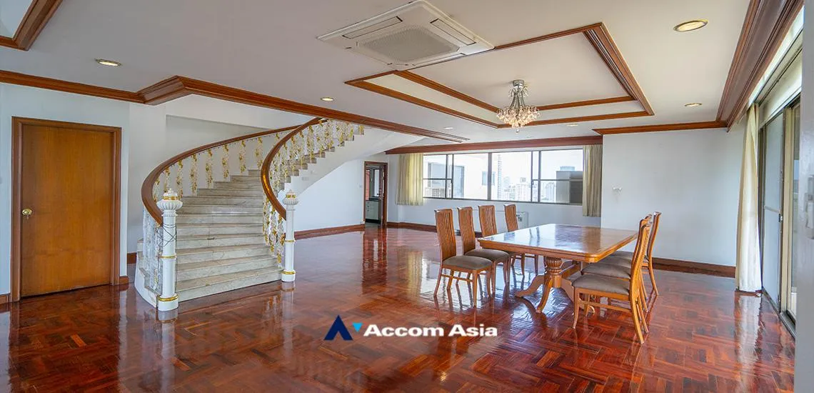 4  4 br Apartment For Rent in Sukhumvit ,Bangkok BTS Phrom Phong at Pet friendly - High rise Apartment in Phrom Phong AA12625