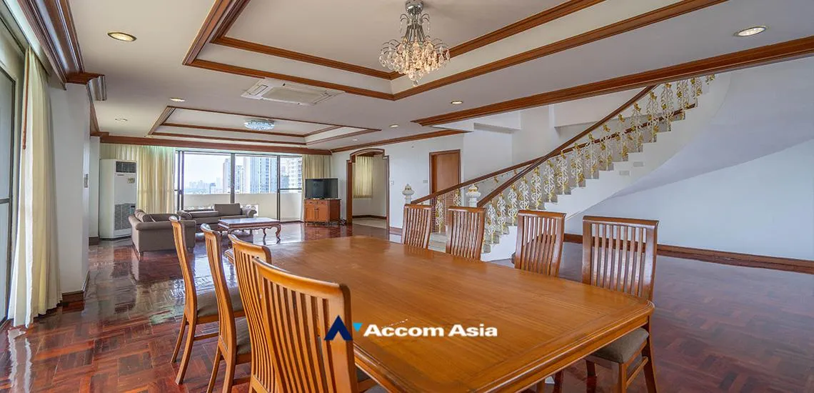 8  4 br Apartment For Rent in Sukhumvit ,Bangkok BTS Phrom Phong at Pet friendly - High rise Apartment in Phrom Phong AA12625