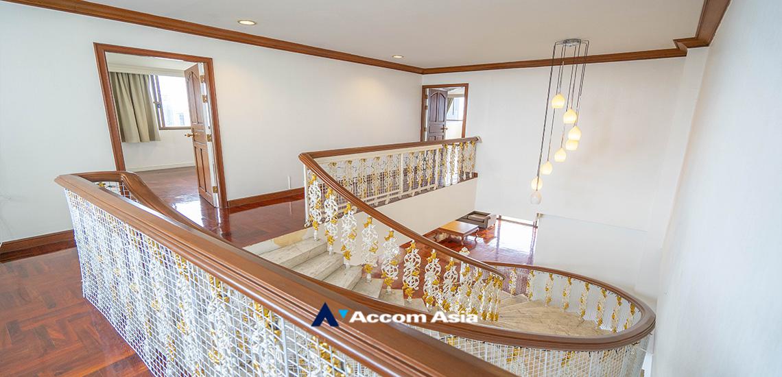 13  4 br Apartment For Rent in Sukhumvit ,Bangkok BTS Phrom Phong at Pet friendly - High rise Apartment in Phrom Phong AA12625